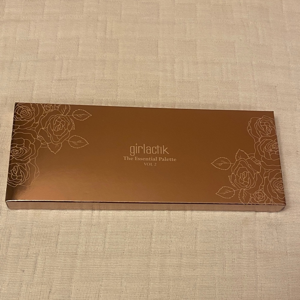 GIRLACTIK Makeup Palette Vol. 2